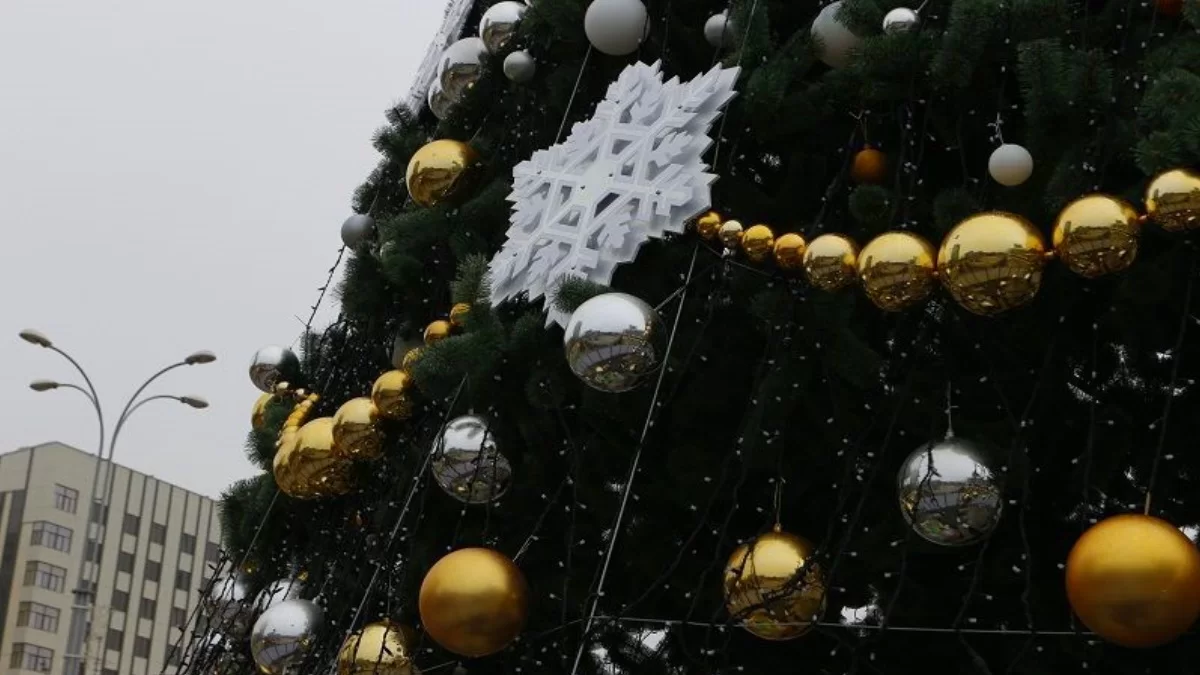 В Краснодарском крае отменили массовые новогодние мероприятия и фейерверки