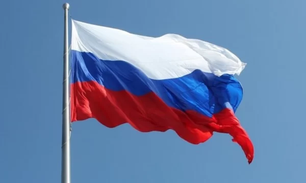 Губернатор поздравил жителей края с Днём государственного флага России