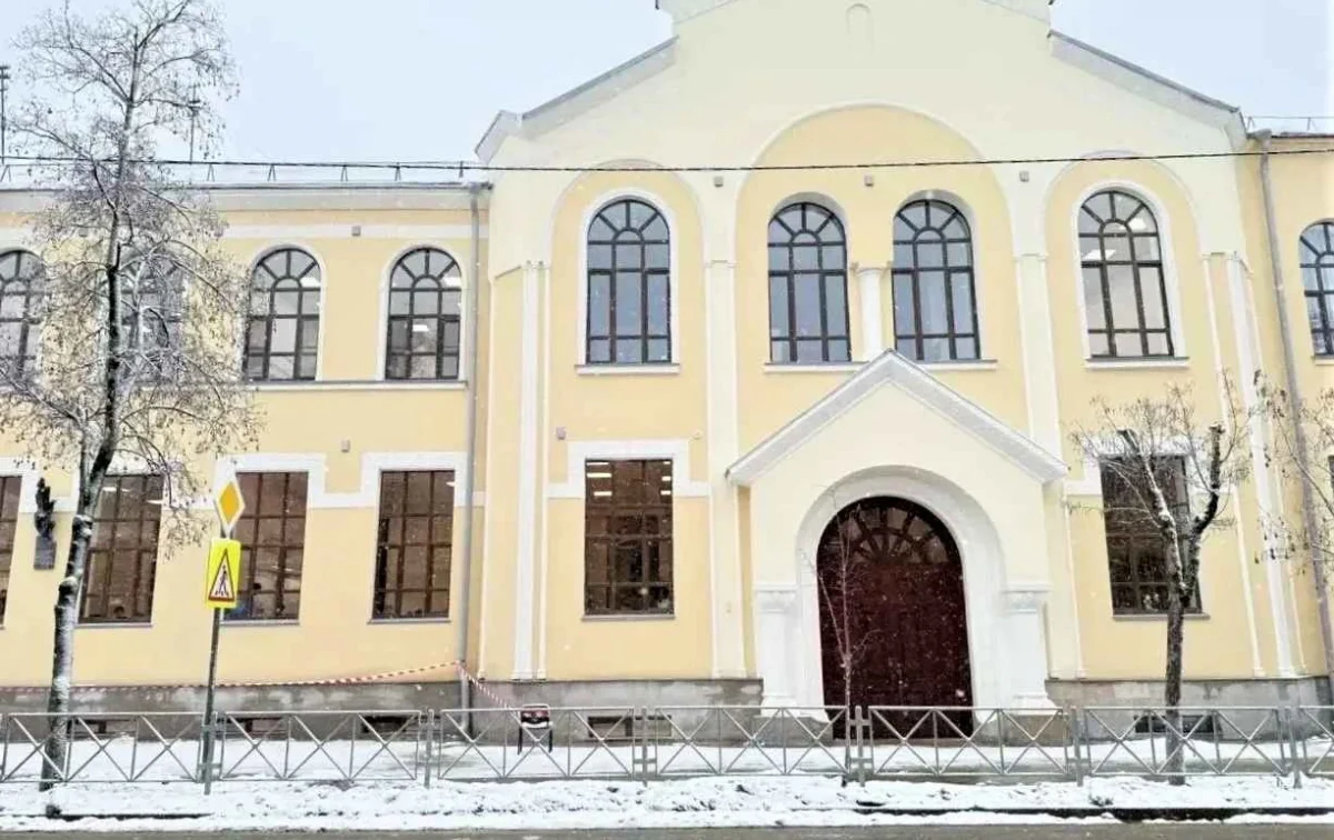 В Краснодаре завершили реставрацию исторического здания школы № 8 В Краснодаре завершили реставрацию исторического здания школы № 8