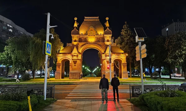 Триумфальная Александровская арка